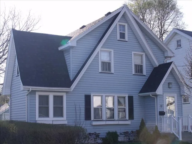 Roof replacement in Rochester
