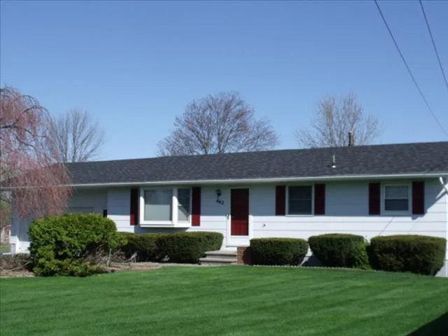 Completed asphalt-shingle roofing project in the Rochester area - Project 8